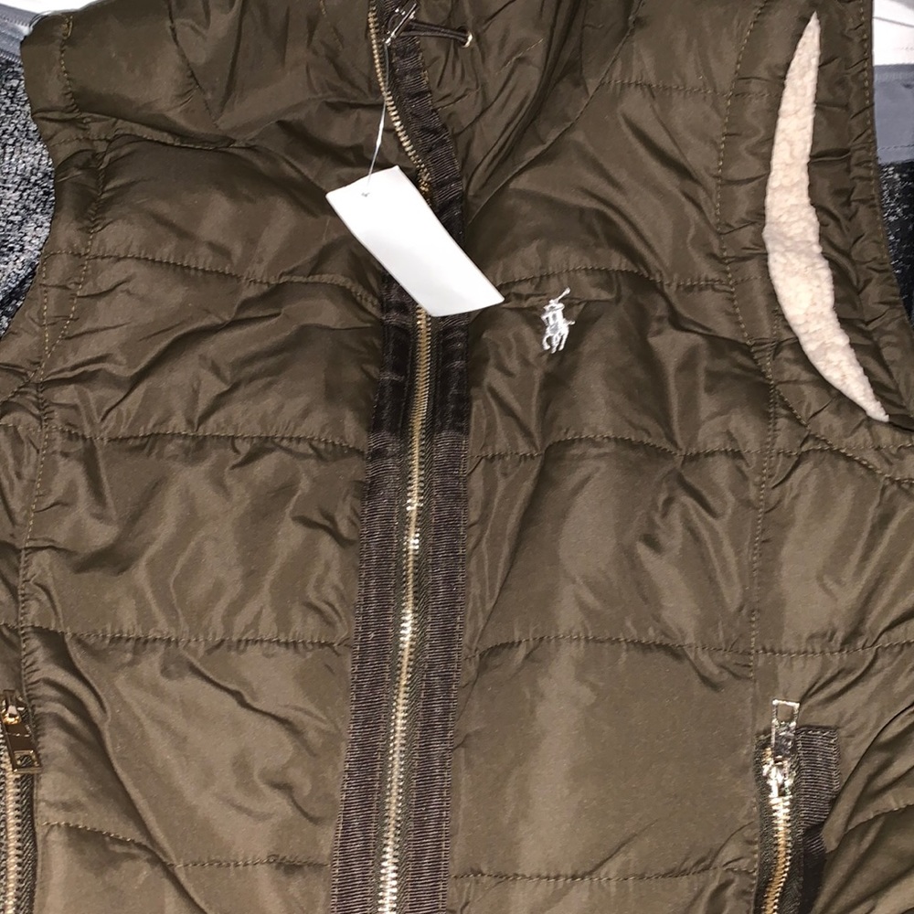 Polo vest